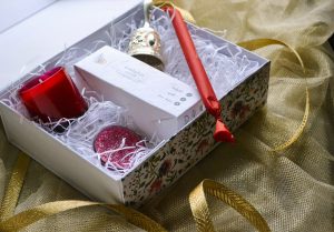 Kumkum GIft box with contents